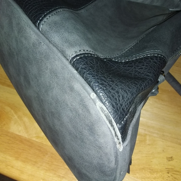 Handbag - Picture 7 of 8